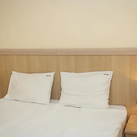 Maxi Studio ~ With Balcony, Parking And Pool Βάρνα