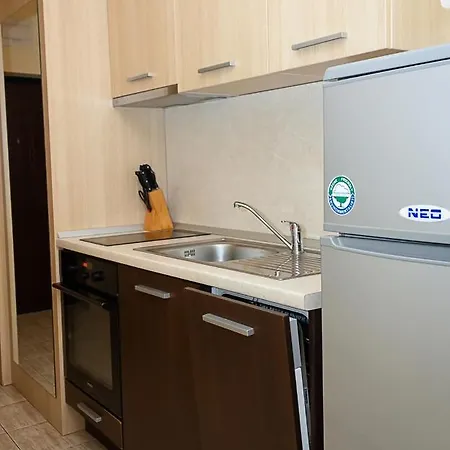 Maxi Studio ~ With Balcony, Parking And Pool * Βάρνα